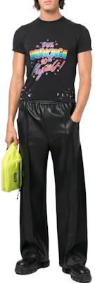 巴黎世家 男女黑色Logo印花短袖T恤 標準版型。 612964TMVH31055 Shop 巴黎世家 男女黑色Logo印花短袖T恤 標準版型。 612964TMVH31055