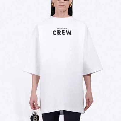 발렌시아가 로고 프린트 화이트 루즈핏 티셔츠 620941TIV749040 Lookbook 발렌시아가 로고 프린트 화이트 루즈핏 티셔츠 620941TIV749040