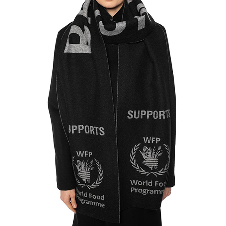 Purchase 巴黎世家Logo羊毛围巾 538839-320B0-1077