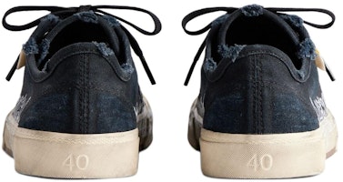 Balenciaga Low-Top Sneaker 'Black Comfort' Kasut Rendah Lelaki Hitam. 688754W3RCY1090 Sizing Balenciaga Low-Top Sneaker 'Black Comfort' Kasut Rendah Lelaki Hitam. 688754W3RCY1090