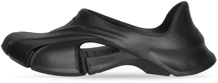 balenciaga-mold-closed-in-black-692595-w3-cep-1000