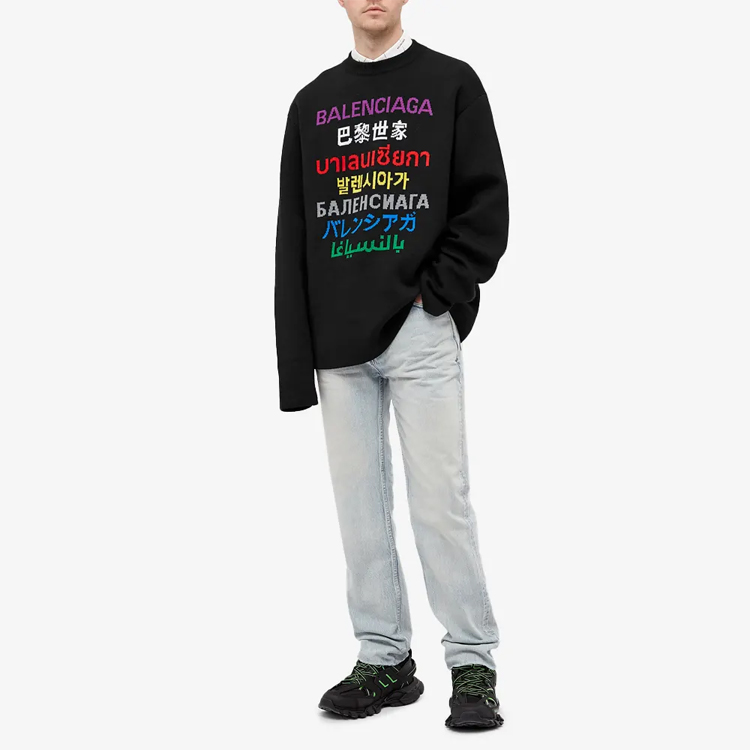 Shop 발렌시아가 오버사이즈 블랙 로고 크루넥 니트 스웨터 646491T15952771