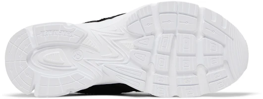 Shop Balenciaga Phantom Sneaker 'Black White' 678869-W2E96-1090