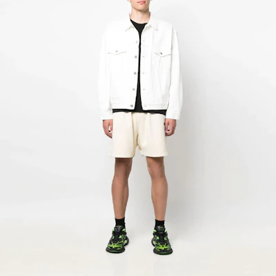 Balenciaga Celana Pendek Pria Regular Fit Beige Logo Kampanye Politikal. 676137TKVI98962 Shop Balenciaga Celana Pendek Pria Regular Fit Beige Logo Kampanye Politikal. 676137TKVI98962