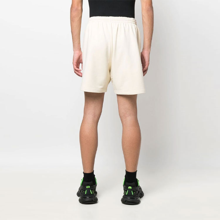 Purchase Balenciaga Celana Pendek Pria Regular Fit Beige Logo Kampanye Politikal. 676137TKVI98962