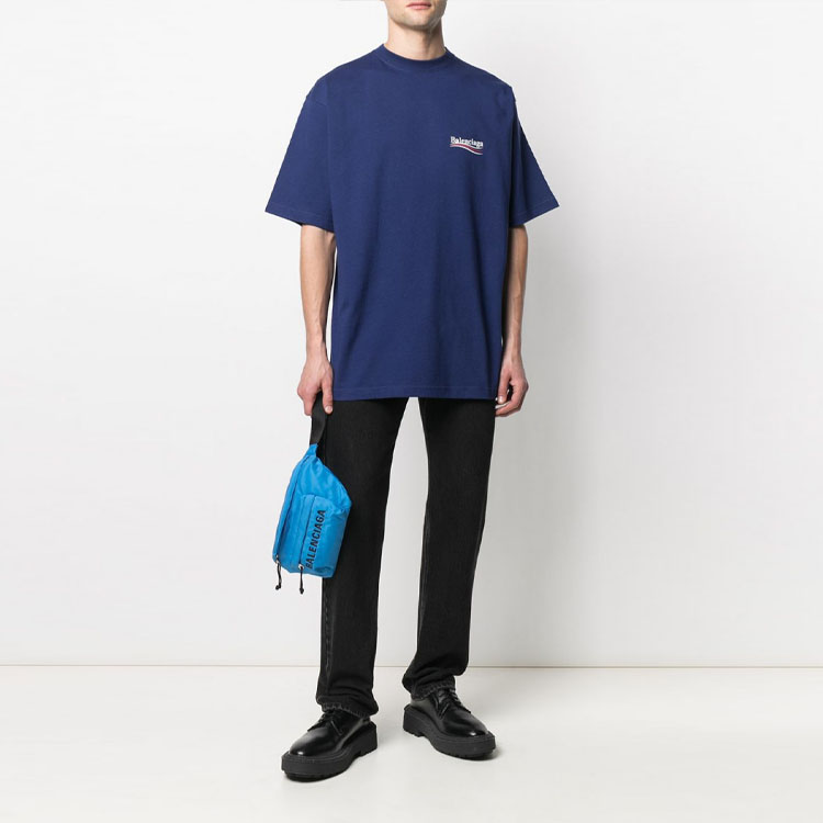 Shop Balenciaga Camiseta Oversized Campaña Política Azul Oscuro 641675TIV521195