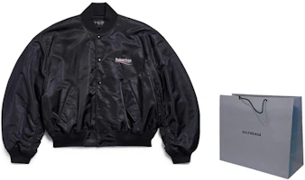Shop Balenciaga 政治宣傳 FW23 黑色男女款寬鬆外套 夹克 varsity標誌印花. 763434TNO271000
