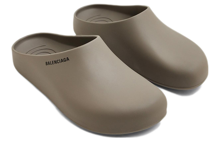 Lookbook Balenciaga Pool Closed Slide 'Abu-abu Sedang' 699129W1S8V1010