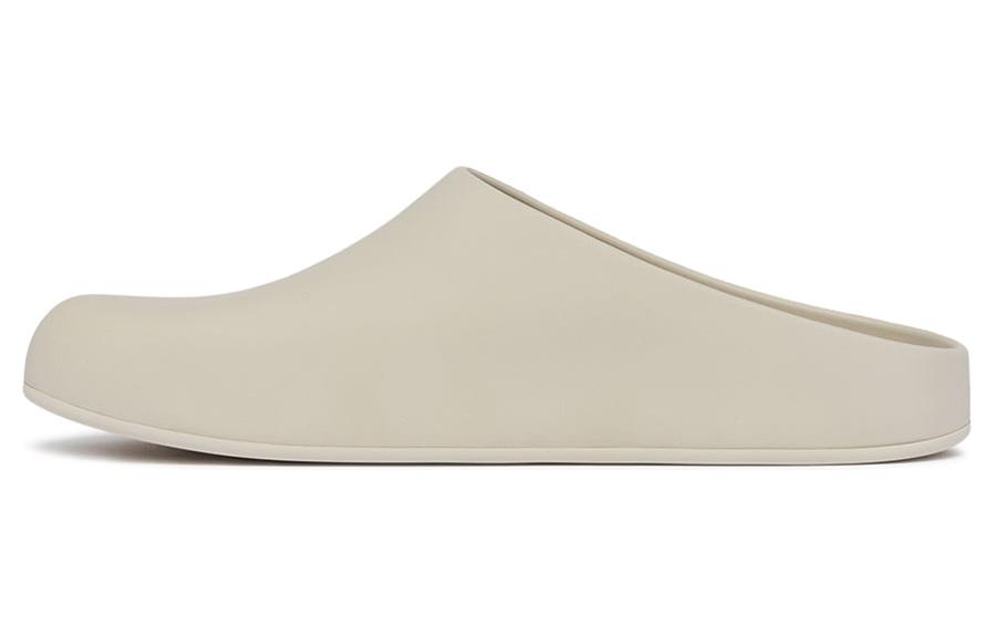 Balenciaga Pool Closed Slide 'Nacre' 699129W1S8V2001