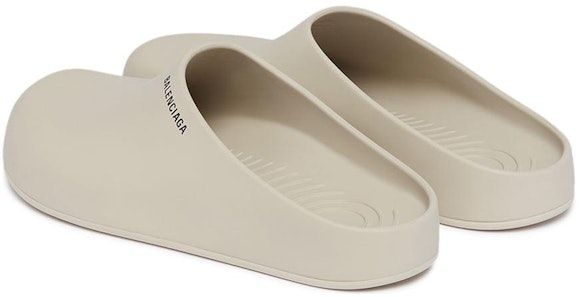 バレンシアガ プールクローズド スライド (真珠色) 699129W1S8V2001 Shop バレンシアガ プールクローズド スライド (真珠色) 699129W1S8V2001