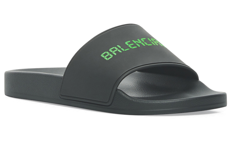 Lookbook 巴黎世家 Pool 橡膠夜光時尚涼拖 黑色