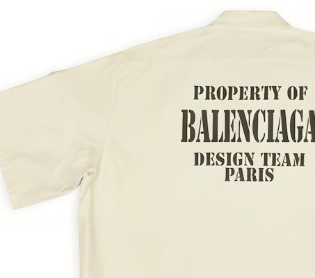 Balenciaga Property FW22 Logo Print Short Sleeve Shirt Off-White. 704387TKP249936 Sizing Balenciaga Property FW22 Logo Print Short Sleeve Shirt Off-White. 704387TKP249936