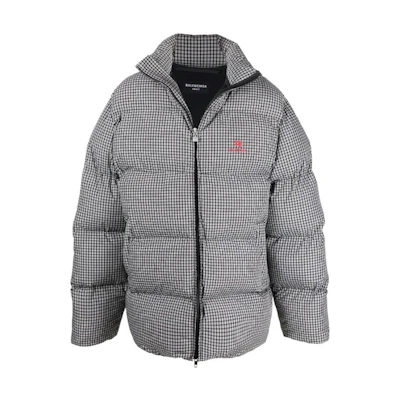 Balenciaga Quilted Check High-Neck Puffer Jacket Oversized Black. 681440TLO361070