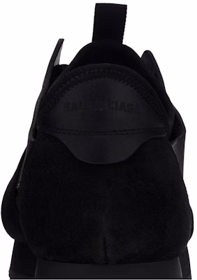 Balenciaga Race Runner 'Triple Black' 570249-W0YXS-1000 Sizing Balenciaga Race Runner 'Triple Black' 570249-W0YXS-1000