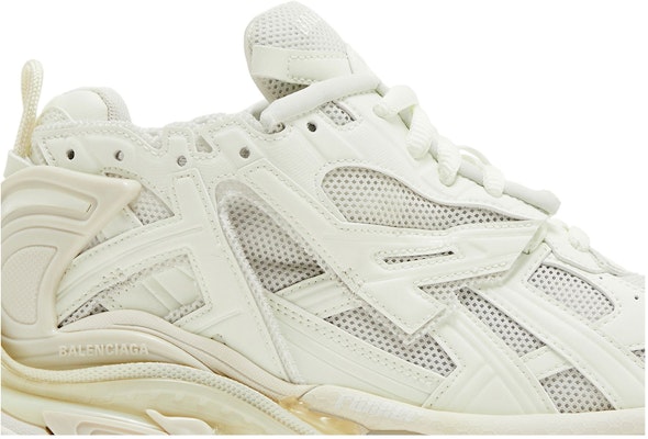 Balenciaga Runner Sneaker 'Cahaya Dalam Gelap' 677403-W3RBH-9001 Order Balenciaga Runner Sneaker 'Cahaya Dalam Gelap' 677403-W3RBH-9001