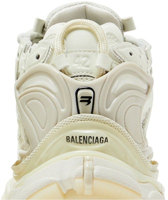 Balenciaga Runner Sneaker 'Cahaya Dalam Gelap' 677403-W3RBH-9001 Sizing Balenciaga Runner Sneaker 'Cahaya Dalam Gelap' 677403-W3RBH-9001
