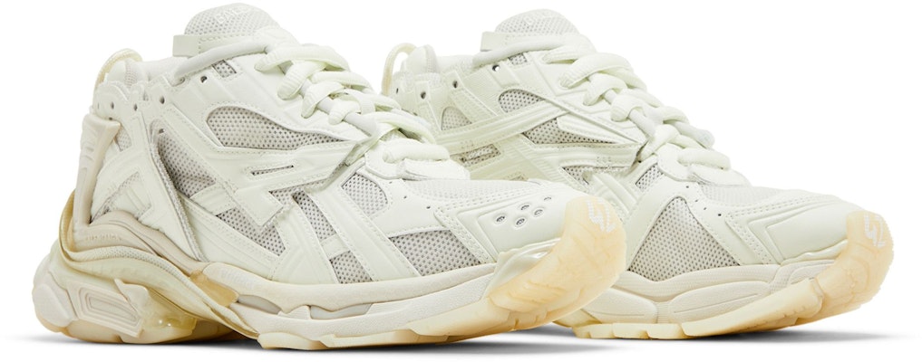 Balenciaga Runner Sneaker 'Cahaya Dalam Gelap' 677403-W3RBH-9001 Cheap Balenciaga Runner Sneaker 'Cahaya Dalam Gelap' 677403-W3RBH-9001