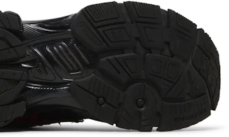 Purchase Balenciaga巴黎世家 Runner Graffiti 網布 繫帶 低筒 運動休閒鞋 男款 黑紅色