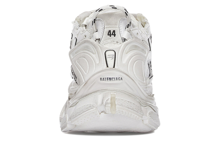 Shop バレンシアガ ランナー スニーカー "ホワイト" (45 characters) 656065-W3RA1-9000
