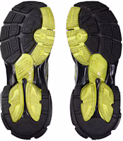 Sizing Balenciaga Runner Sneaker 'Worn-Out - Silver Neon Yellow' 779066-W3RXP-8137