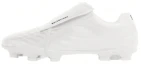 Buy Balenciaga 足球運動鞋 'Triple White' 637265-W3BR1-9010
