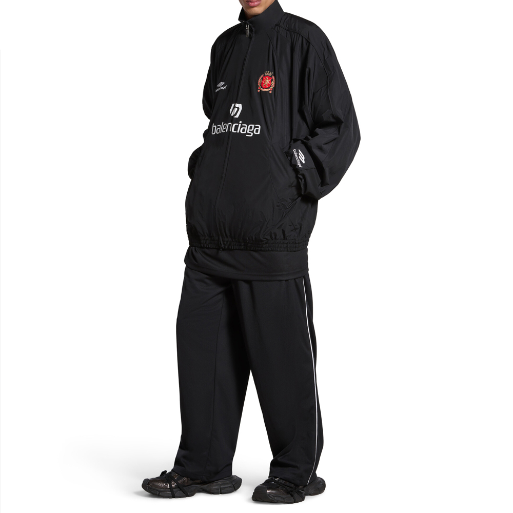 Shop 발렌시아가 축구 SS24 레터 프린트 집업 재킷 블랙 - 레귤러 핏 780884TPQ381000