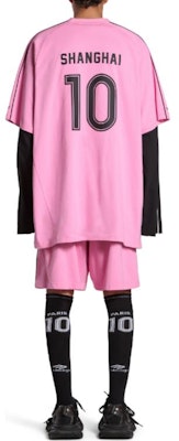 발렌시아가 SS24 로고 프린트 핑크 오버사이즈 유니섹스 크루넥 티셔츠. 777705TPVR91401 Purchase 발렌시아가 SS24 로고 프린트 핑크 오버사이즈 유니섹스 크루넥 티셔츠. 777705TPVR91401