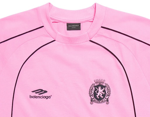 발렌시아가 SS24 로고 프린트 핑크 오버사이즈 유니섹스 크루넥 티셔츠. 777705TPVR91401 Sizing 발렌시아가 SS24 로고 프린트 핑크 오버사이즈 유니섹스 크루넥 티셔츠. 777705TPVR91401