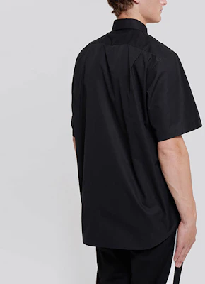 Balenciaga Kaos Hitam Lengan Pendek Warna Polos Casual. 621962TYB181000 Details for Balenciaga Kaos Hitam Lengan Pendek Warna Polos Casual. 621962TYB181000