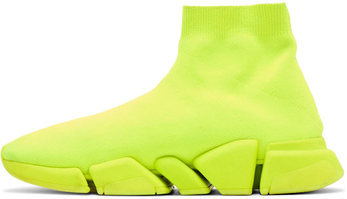 발렌시아가 스피드 2.0 형광 노랑 (Balenciaga Speed 2.0 hyeonggwang norang) 617239W17267204/617239W2DBH7204 Lookbook 발렌시아가 스피드 2.0 형광 노랑 (Balenciaga Speed 2.0 hyeonggwang norang) 617239W17267204/617239W2DBH7204