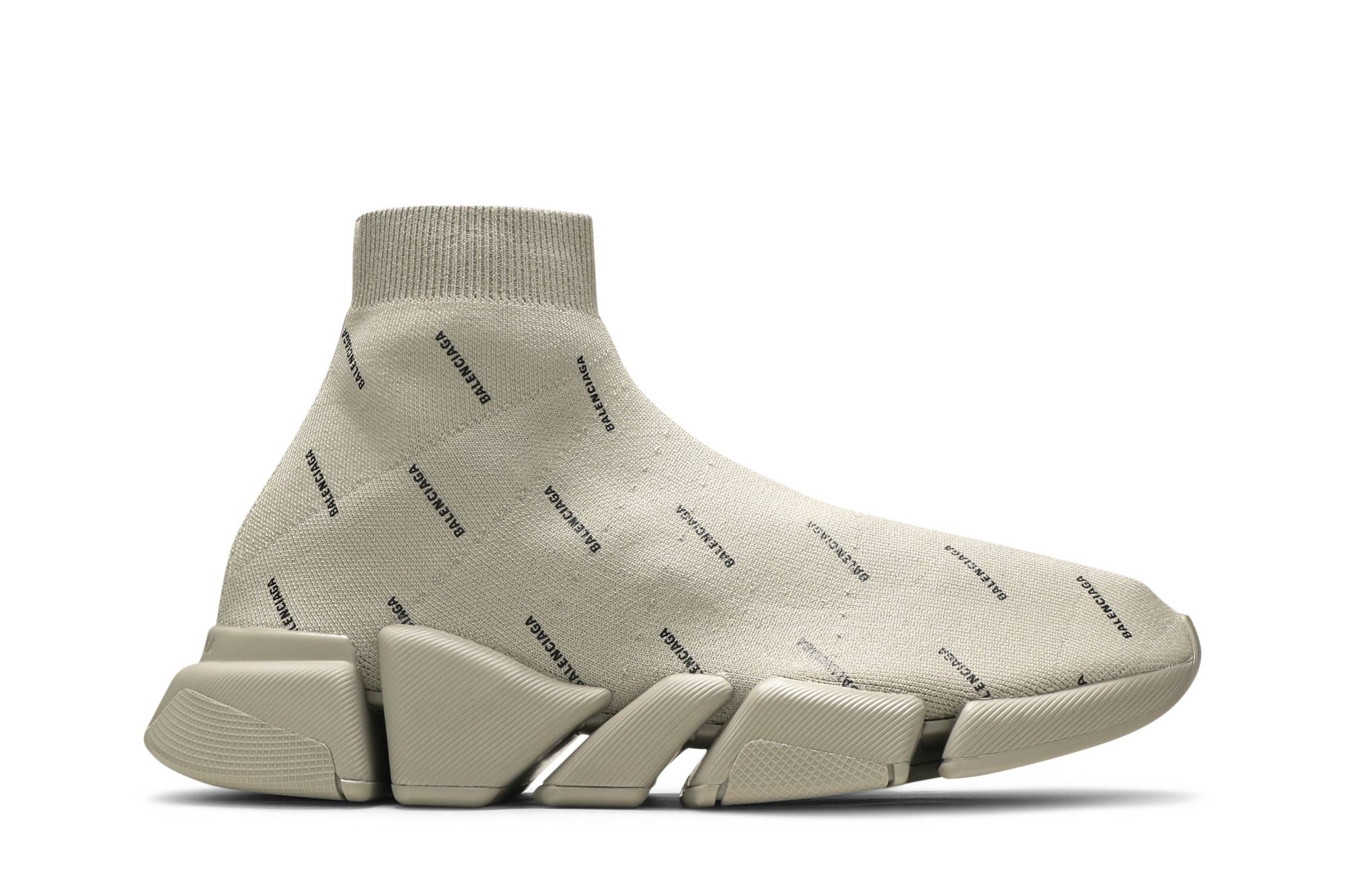 Buy 巴黎世家 Speed 2.0 運動鞋 '全覆蓋標誌 - 沙色' 617239-W2DBO-9910