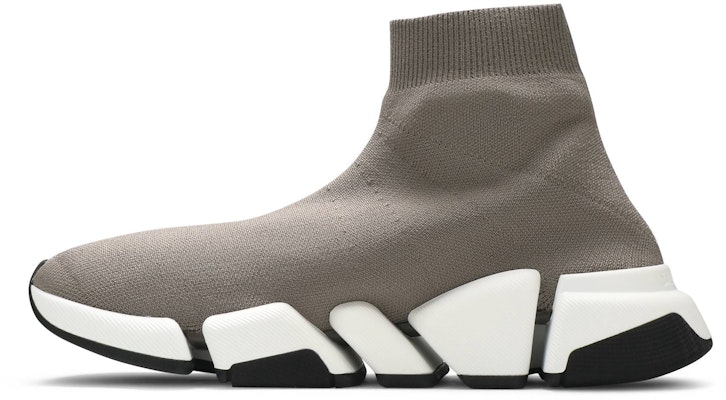 (W) 발렌시아가 스피드 2.0 다크베이지 스니커즈 617196-W2DB2-9891 Lookbook (W) 발렌시아가 스피드 2.0 다크베이지 스니커즈 617196-W2DB2-9891