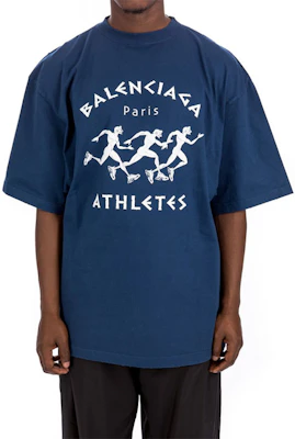 Balenciaga Kaos Longgar Logo Marathon SS21 Warna Biru. 641614TJVK64866 Shop Balenciaga Kaos Longgar Logo Marathon SS21 Warna Biru. 641614TJVK64866