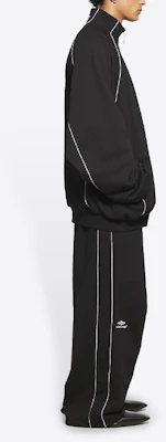 Balenciaga SS22 Jaket High Neck Logo 3B Unisex Hitam 697954TMVA61000 Sizing Balenciaga SS22 Jaket High Neck Logo 3B Unisex Hitam 697954TMVA61000