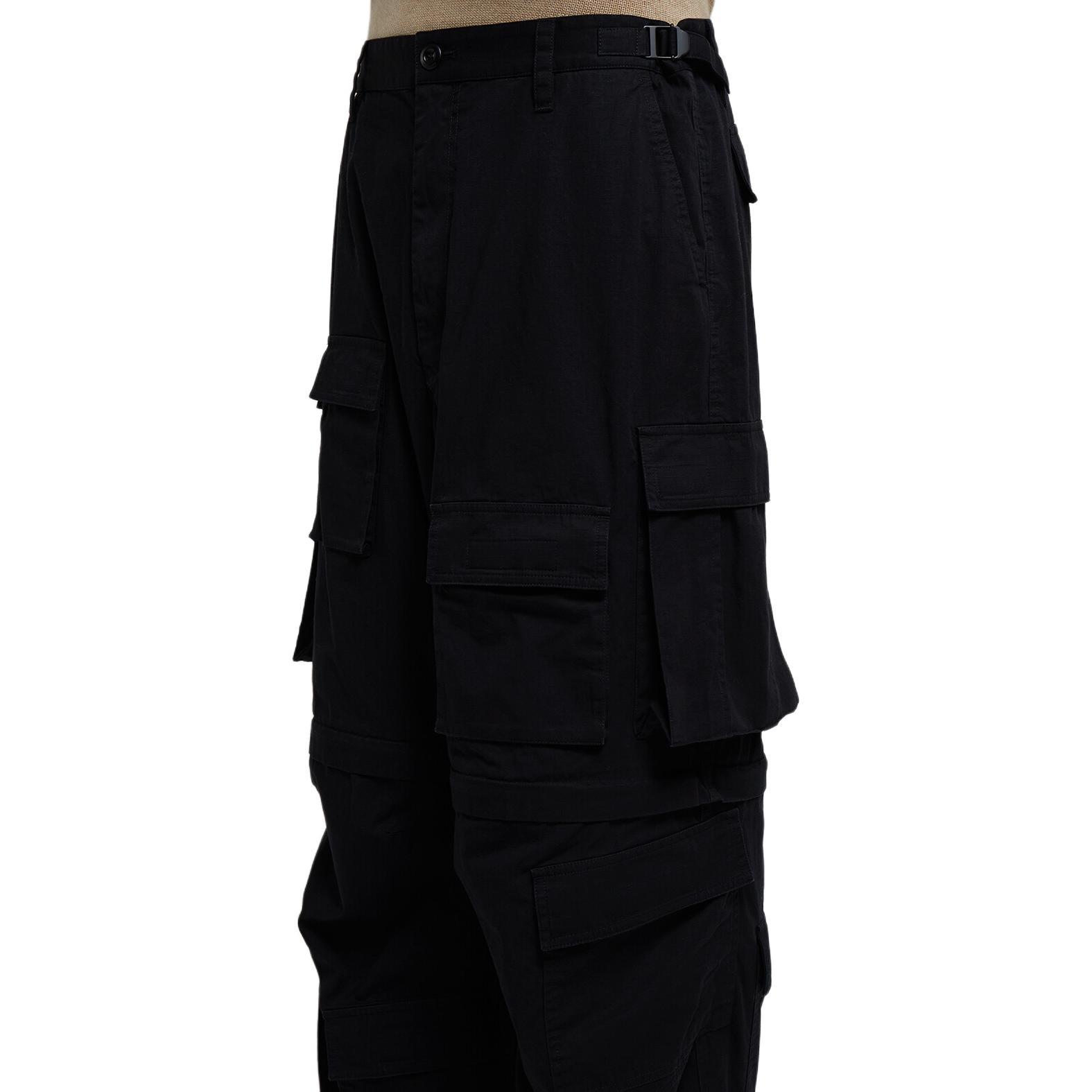 Balenciaga SS22  Black Multi-Pocket Loose Fit Cotton Casual Pants. 675403TLP031000