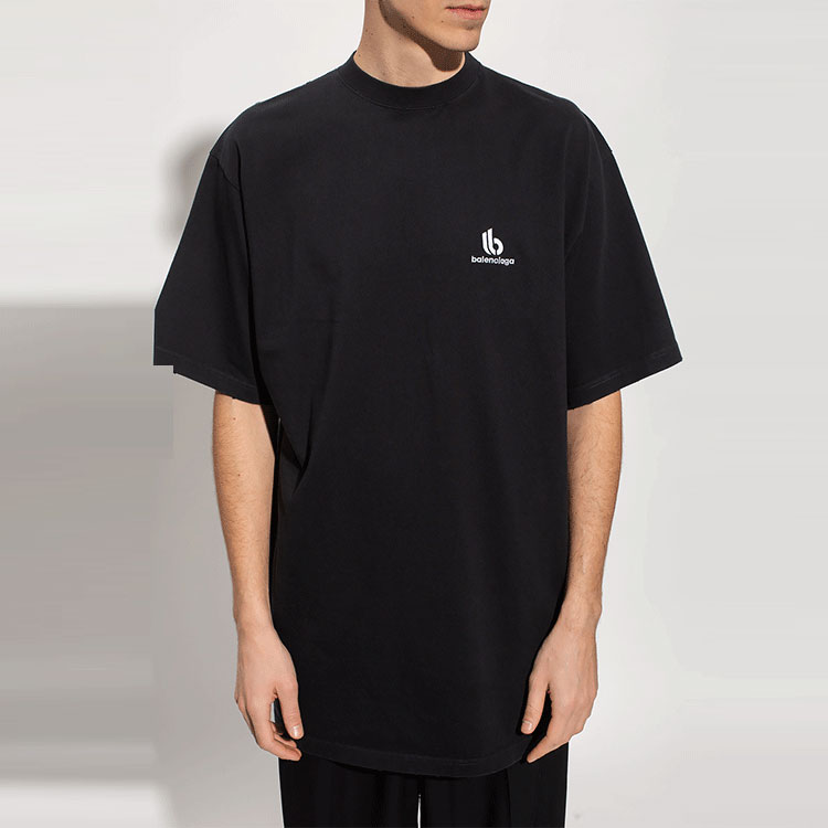 Shop Balenciaga SS22  Black Printed Logo Crew Neck T-Shirt 681045TLVN11070