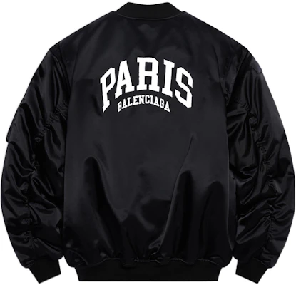 Balenciaga SS22 黑色拉鍊外套 字母標誌印花 常規版型。 690398TYD311000 Lookbook Balenciaga SS22 黑色拉鍊外套 字母標誌印花 常規版型。 690398TYD311000