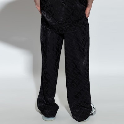 Balenciaga SS22 經典標誌彈性腰休閒長褲 黑色. 658883TLO581000 Purchase Balenciaga SS22 經典標誌彈性腰休閒長褲 黑色. 658883TLO581000