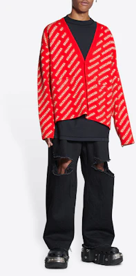 Balenciaga SS22 Baju Sejuk Rajut Merah Oversized dengan Corak Logo Mini. 699822T32336090 Shop Balenciaga SS22 Baju Sejuk Rajut Merah Oversized dengan Corak Logo Mini. 699822T32336090
