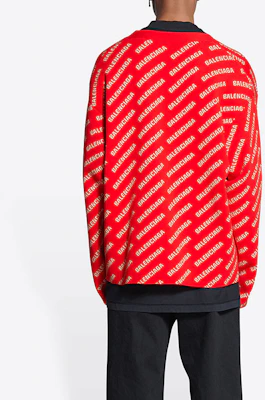 Balenciaga SS22 Baju Sejuk Rajut Merah Oversized dengan Corak Logo Mini. 699822T32336090 Details for Balenciaga SS22 Baju Sejuk Rajut Merah Oversized dengan Corak Logo Mini. 699822T32336090