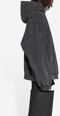 巴黎世家SS22黑色字母数字印花宽松连帽衫男女款. 674986TMVL63425 Purchase 巴黎世家SS22黑色字母数字印花宽松连帽衫男女款. 674986TMVL63425