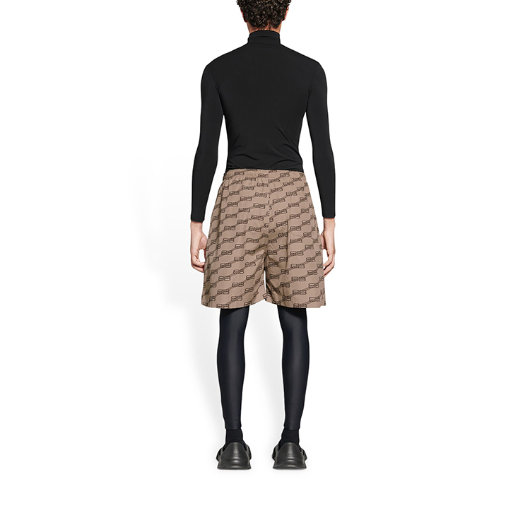 Purchase Seluar Pendek Santai Lelaki Balenciaga SS22 Coklat Monogram. 672410TML369378