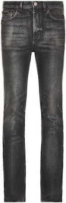 Balenciaga SS22 Jeans Hitam Distressed Straight Fit - Regular Fit. 719333TNW611270 Order Balenciaga SS22 Jeans Hitam Distressed Straight Fit - Regular Fit. 719333TNW611270