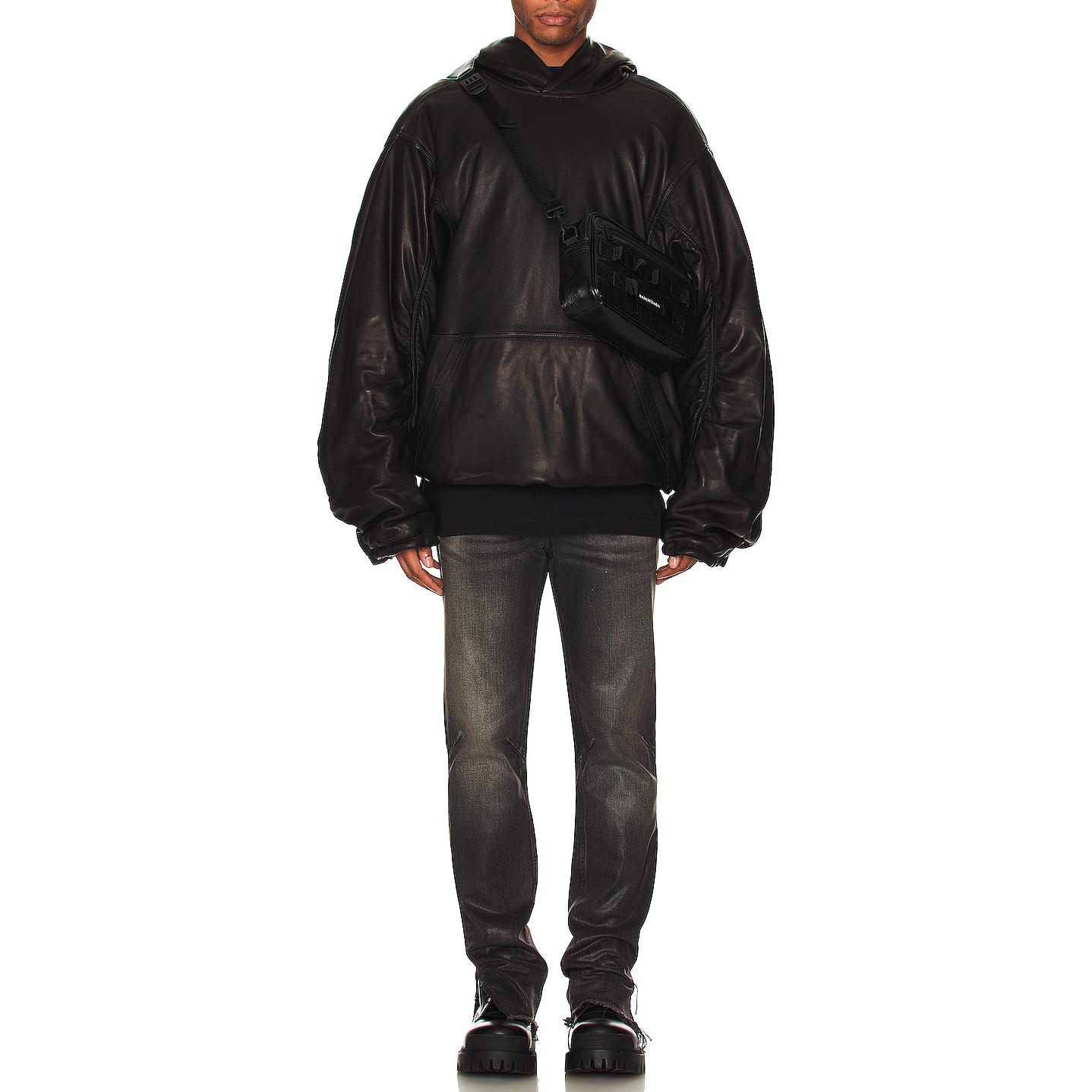 Purchase Balenciaga SS22 Jeans Hitam Distressed Straight Fit - Regular Fit. 719333TNW611270