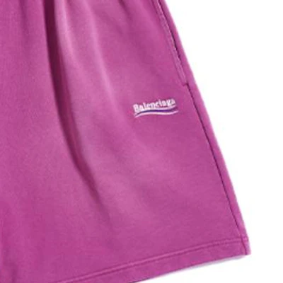 巴黎世家SS22标志刺绣男士休闲短裤标准版型。 676137TKVI91195 Shop 巴黎世家SS22标志刺绣男士休闲短裤标准版型。 676137TKVI91195