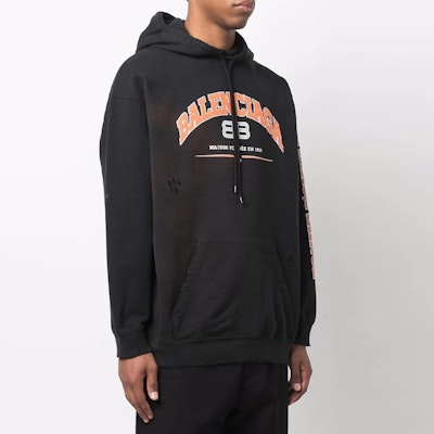 Balenciaga SS22 Logo Print Distressed Washed Hoodie Unisex Black. 570811TLVJ31000 Details for Balenciaga SS22 Logo Print Distressed Washed Hoodie Unisex Black. 570811TLVJ31000