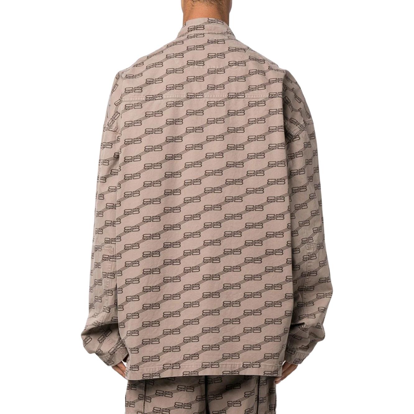 Lookbook Balenciaga Kemeja Coklat Lengan Panjang Logo SS22 Relaxed Fit. 704390TML349378