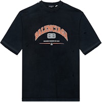 Balenciaga SS22 Maison BB Logo Tee Hitam Vintage Wash Oversized 612966TLVJ11074 Order Balenciaga SS22 Maison BB Logo Tee Hitam Vintage Wash Oversized 612966TLVJ11074