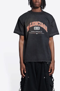 バレンシアガ SS22 メゾンBBロゴ ヴィンテージウォッシュ オーバーサイズTシャツ ブラック 612966TLVJ11074 Purchase バレンシアガ SS22 メゾンBBロゴ ヴィンテージウォッシュ オーバーサイズTシャツ ブラック 612966TLVJ11074