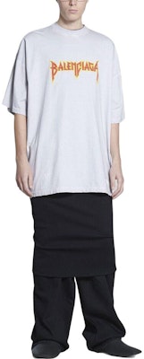 Balenciaga SS22 Metallica Band Lightning Print Crewneck T-Shirt Grey . 694576TMV880901 Shop Balenciaga SS22 Metallica Band Lightning Print Crewneck T-Shirt Grey . 694576TMV880901